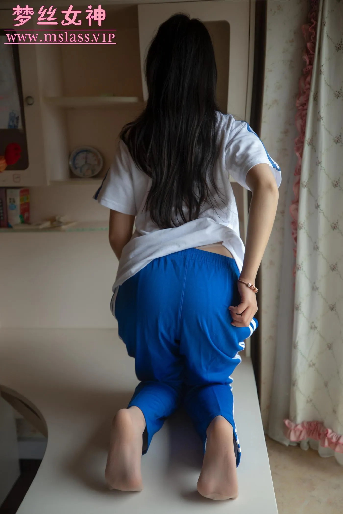 [MSLASS梦丝女神] 2020.12.13 NO.135 班花灵唯 校服纯白诱 [59P]插图3